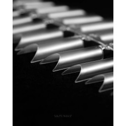 Ultra-Thin Tunnel Tips